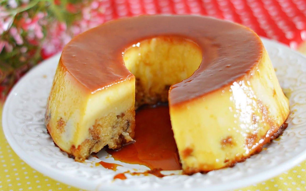 Pudim de Panetone Cremoso em 5 Passos: Sobremesa Fácil e Saborosa